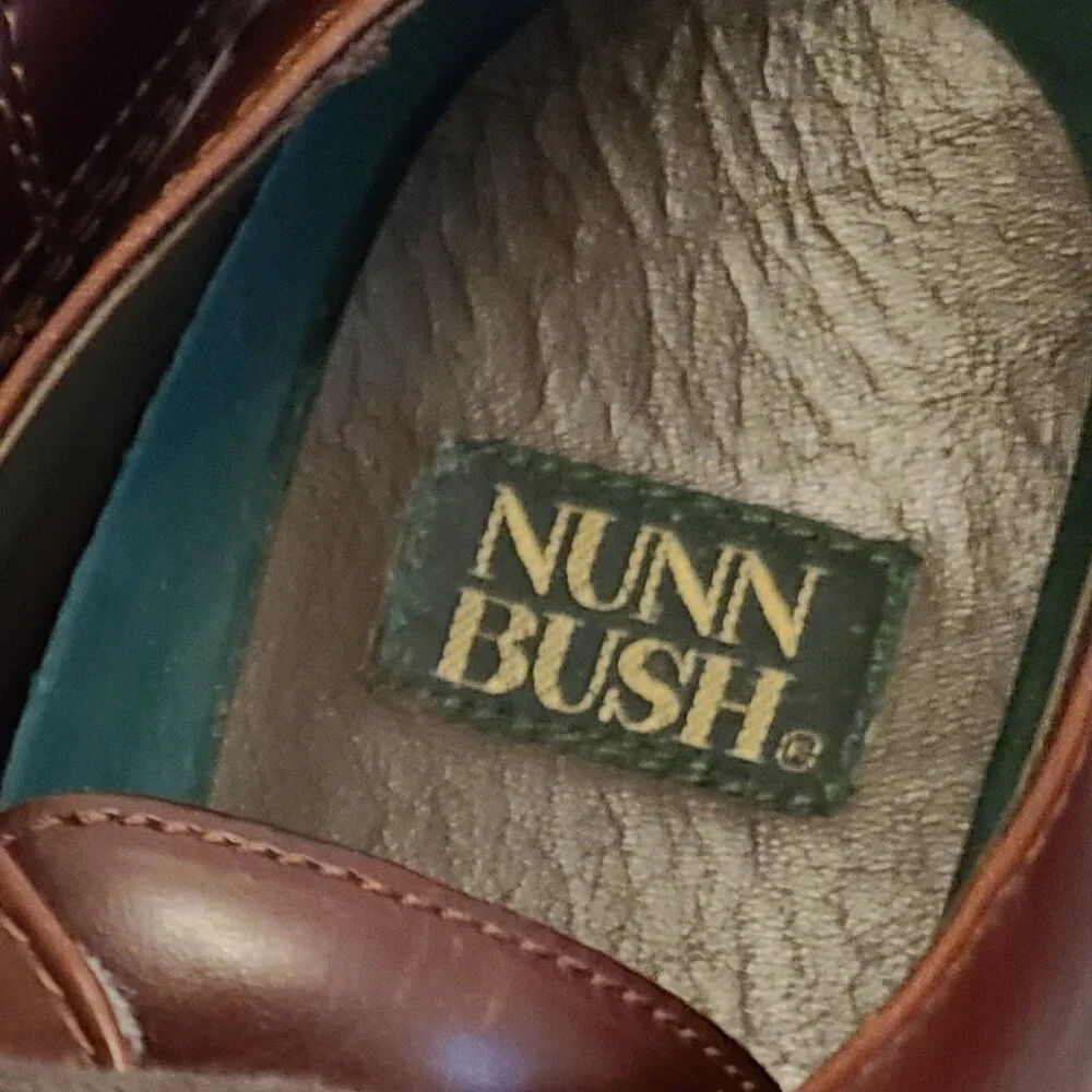 NUNN BUSH MEN'S BROWN LEATHER CAP-TOE OXFORD -SIZE 8.5 MEDIUM